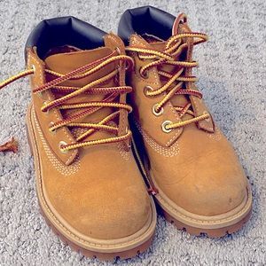 Timberland kids boots. Size 8